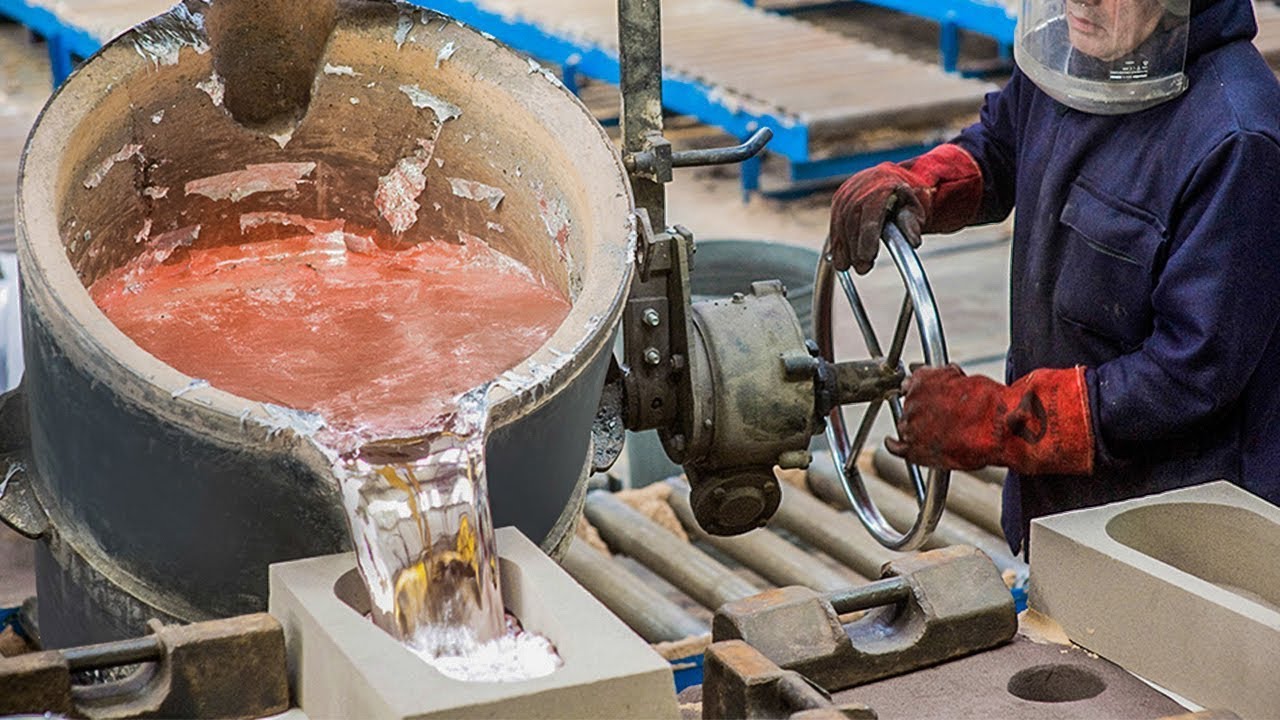 Amazing Aluminum Recycling Process Method. Fantastic Melting Aluminum Scrap Recycle Plant Technology