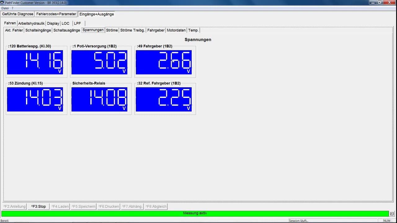 Testing a Linde 393 H30D with Linde Pathfinder diagnostic program attached
