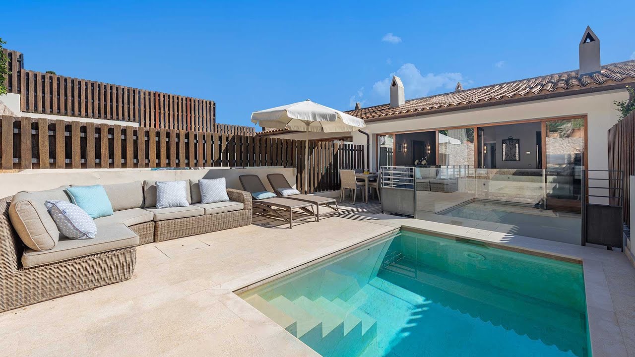 Townhouse for Sale in Pollensa, Mallorca | Calvario Views & Private Pool