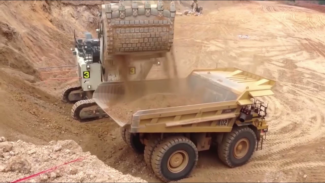 Biggest Machine on Earth, P&H 2650CX, P&H 4100XPC, CAT 7495 Shovel, Liebherr 9800 Excavator Working