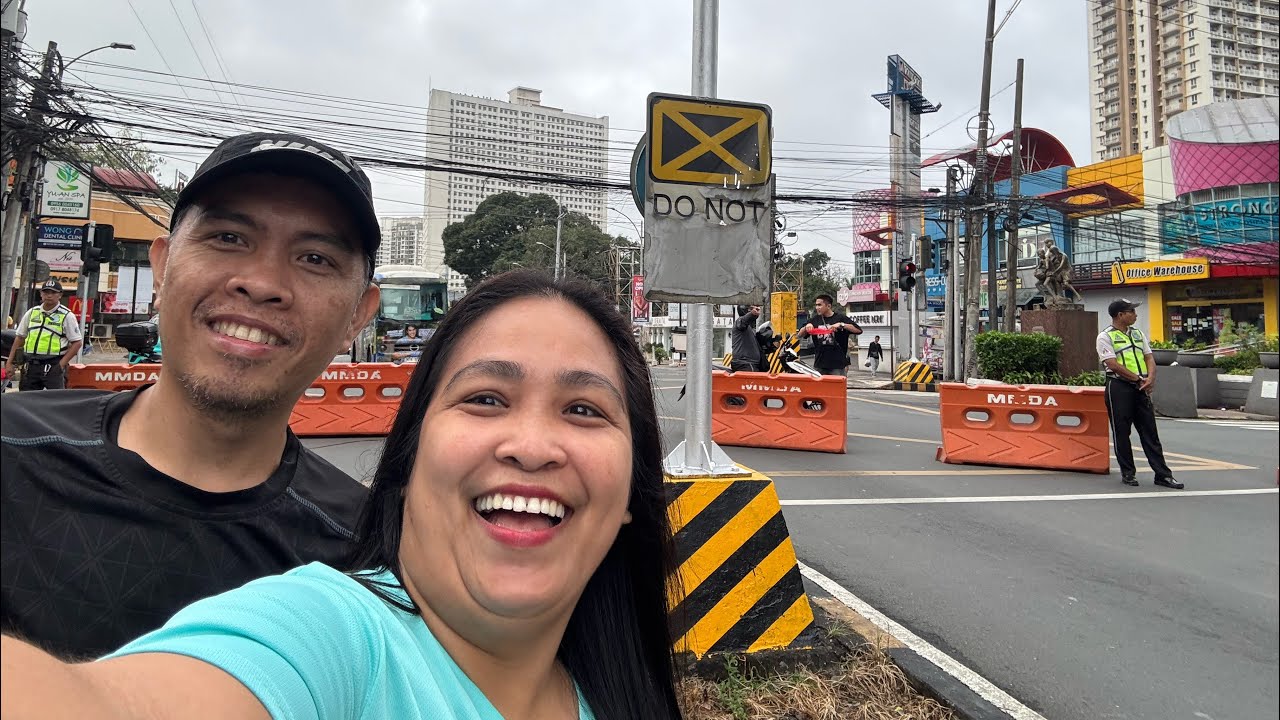 Walking at Tomas Morato | Car Free every Sunday