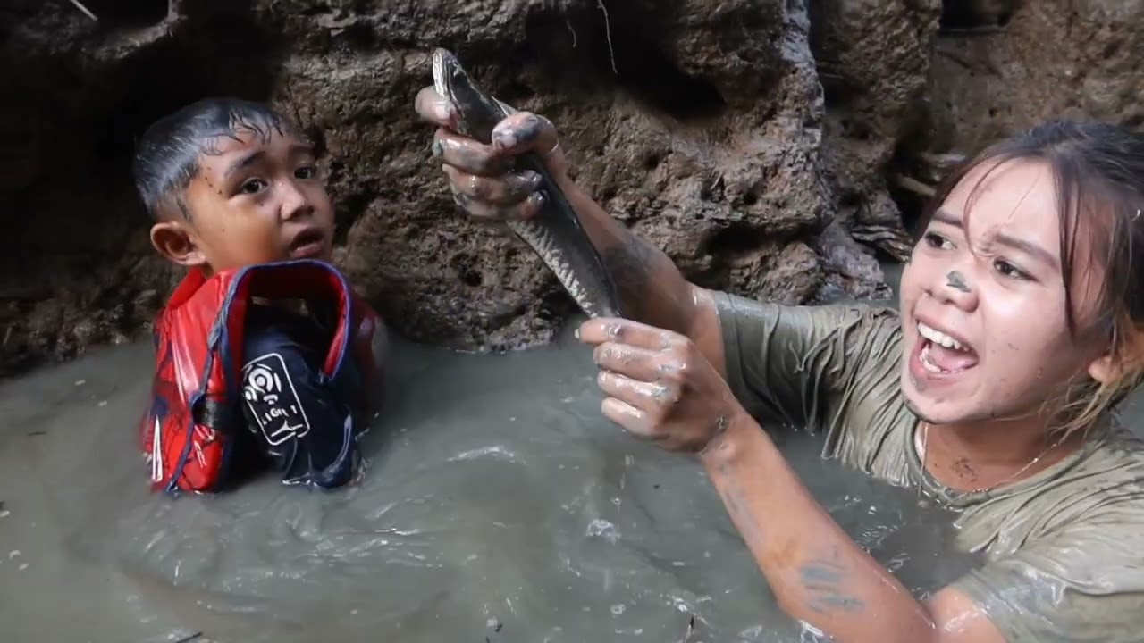 Ratu ngakak & mamet ikut Rogoh Biyunge ternyata tangan dewa || luluran ala ciaur