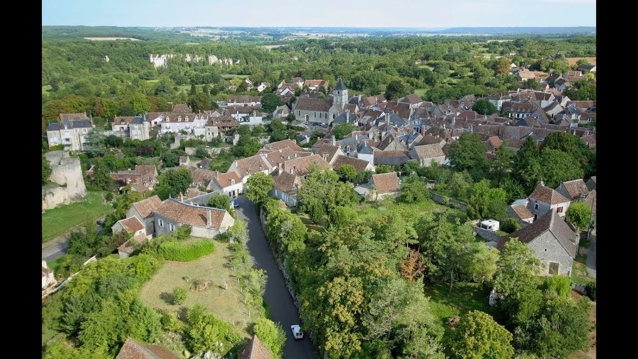 Upper Town and Lower Town of Angles sur l'Anglin