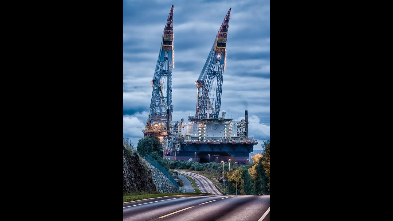 SAIPEM 7000 -  The second largest crane in the world!
