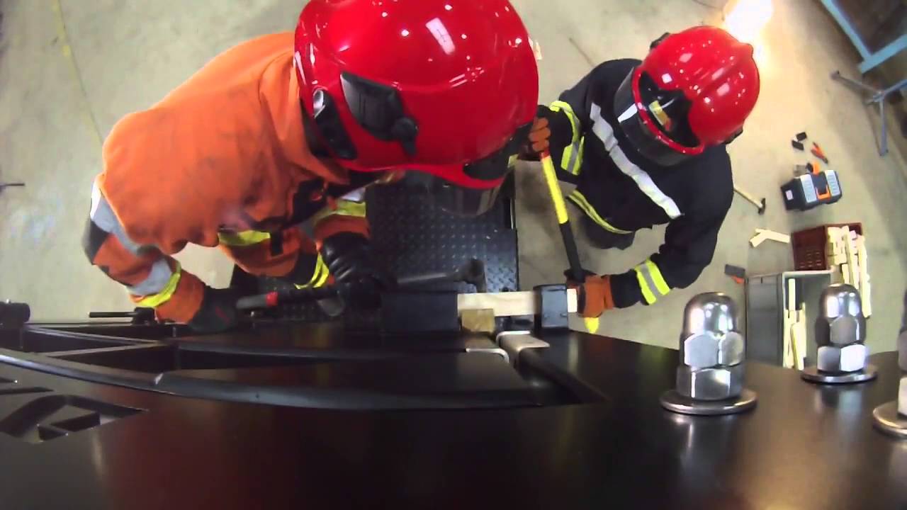 Dforcible / Porte d'entrainement au Forcement / Forcible Entry Training Door