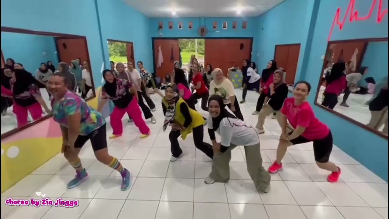 EEEE A - DIA || ZUMBA || TIKTOK VIRAL || DANCE || ZIN JINGGA