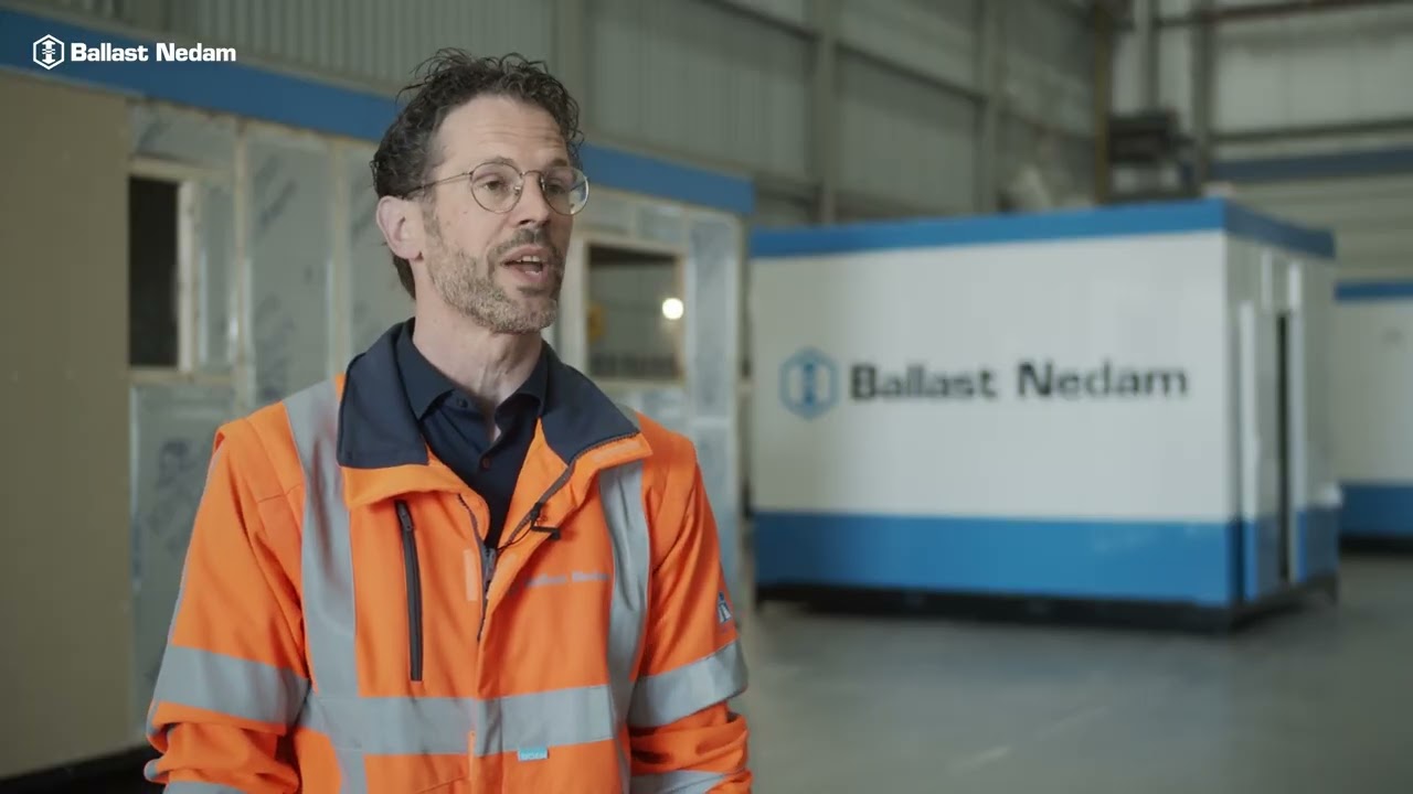 2480 zonnepanelen voor Ballast Nedam Materieel in Almere