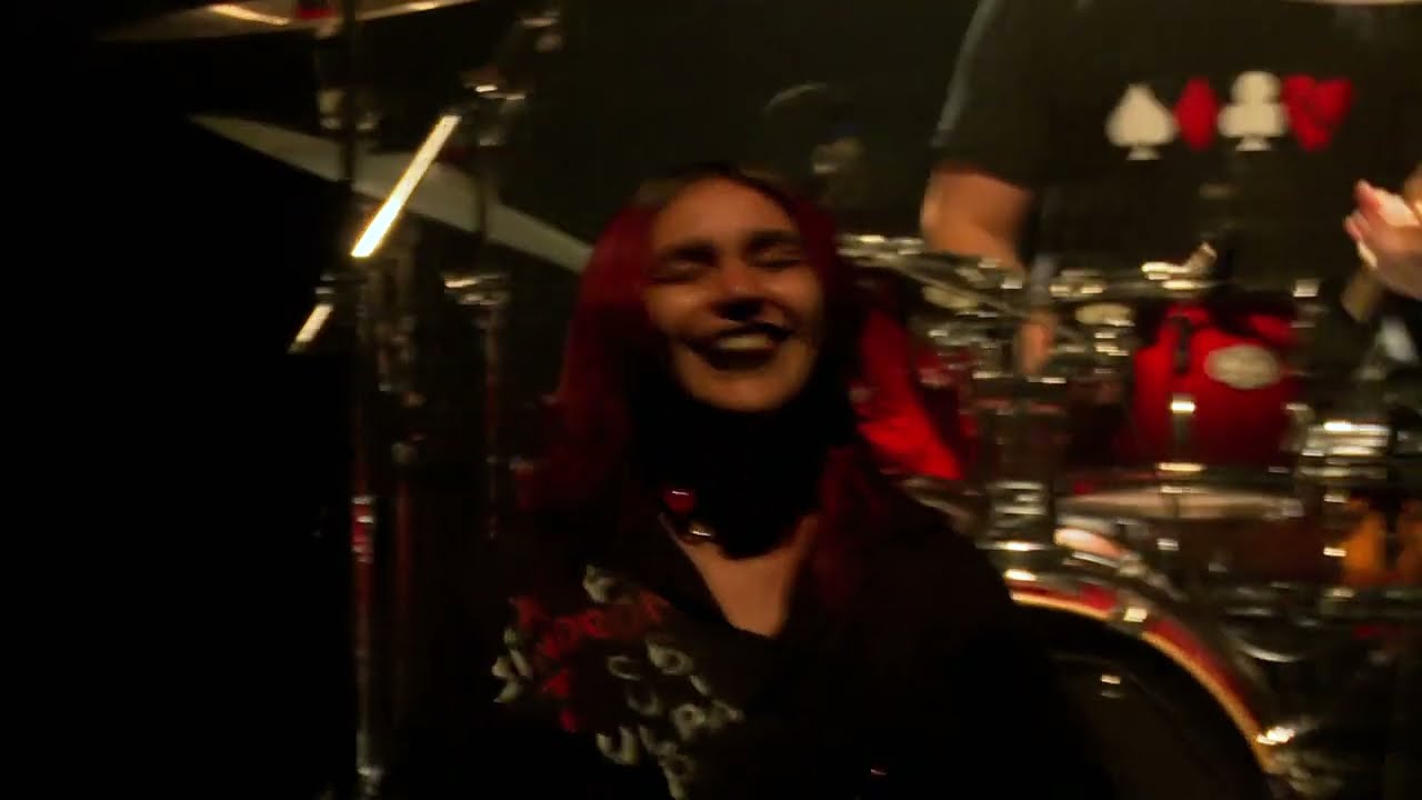 CIÇA MOREIRA - BAD ROMANCE (AO VIVO SESC BELENZINHO)