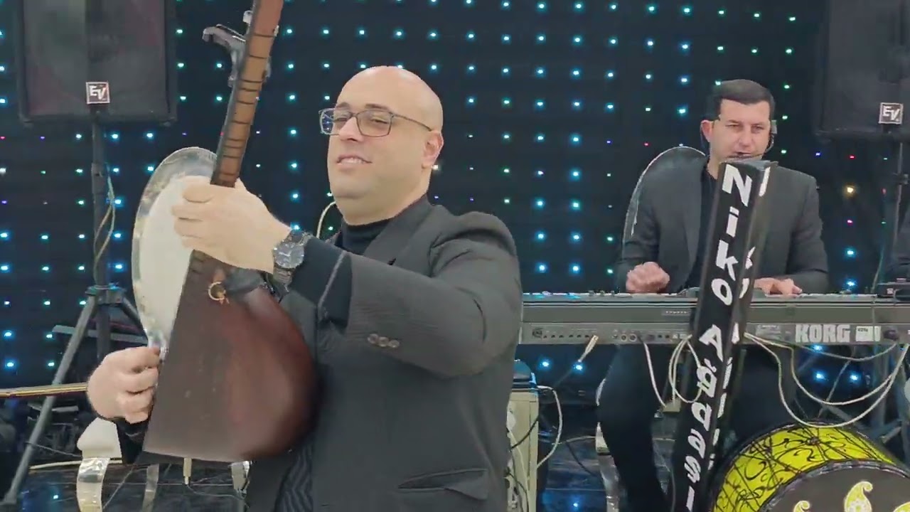 Orxan Ağdaşlı. Niko Şənləndirici. Şən popuri ifalar. Ağdaş Korarx kəndi toyu. Ağdaş Palace 