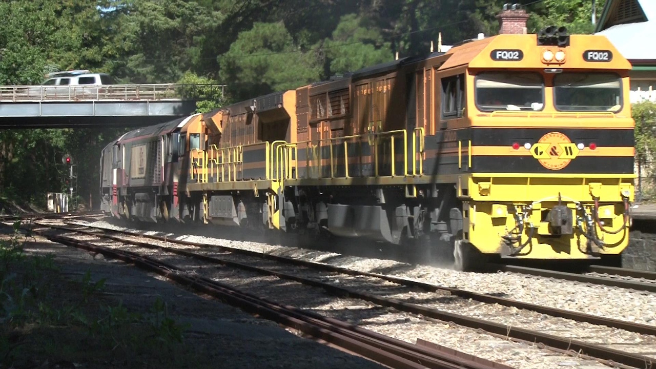 FAILED SCT FREIGHT RESCUED BY GWA - Mount Lofty Railway Station