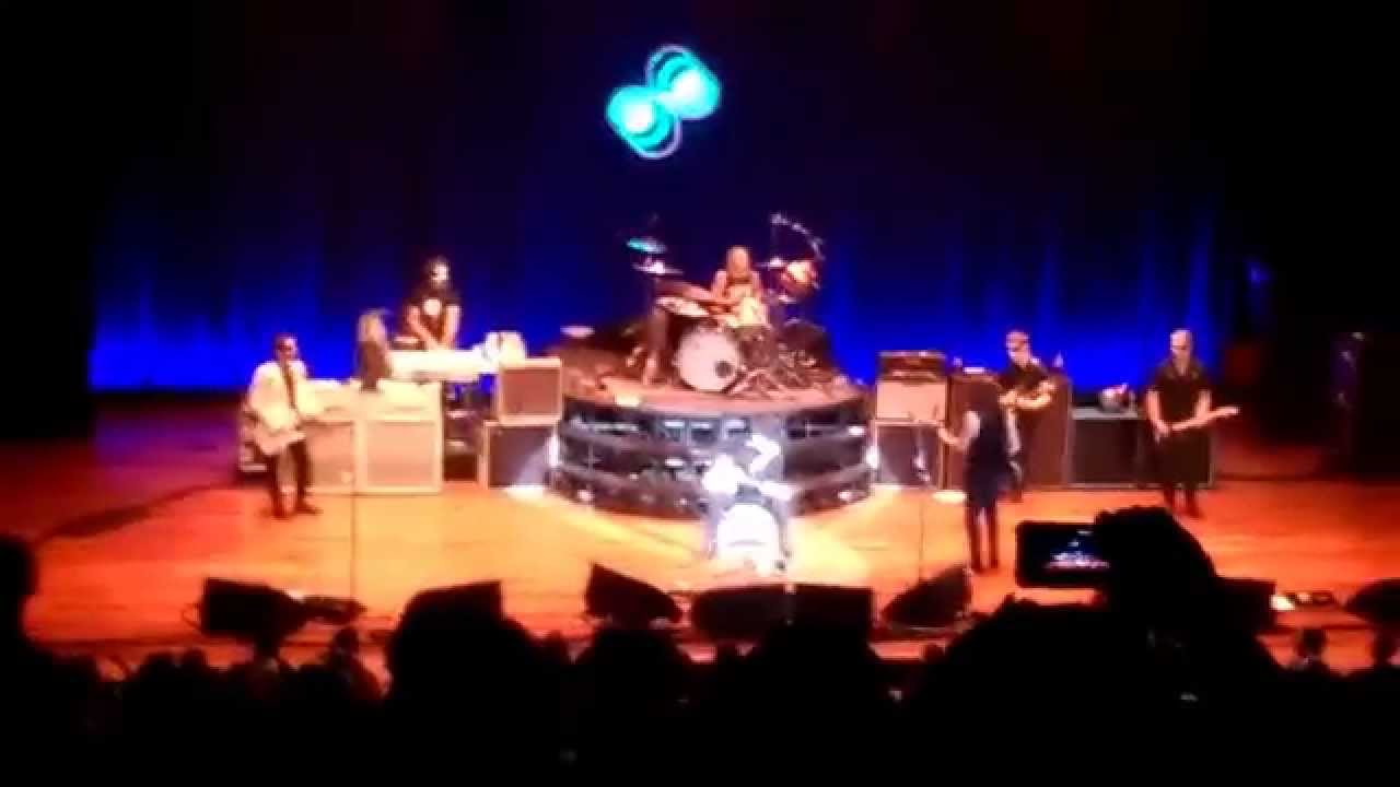 Polk Salad Annie - Foo Fighters with Tony Joe White at The Ryman 10-31-2014