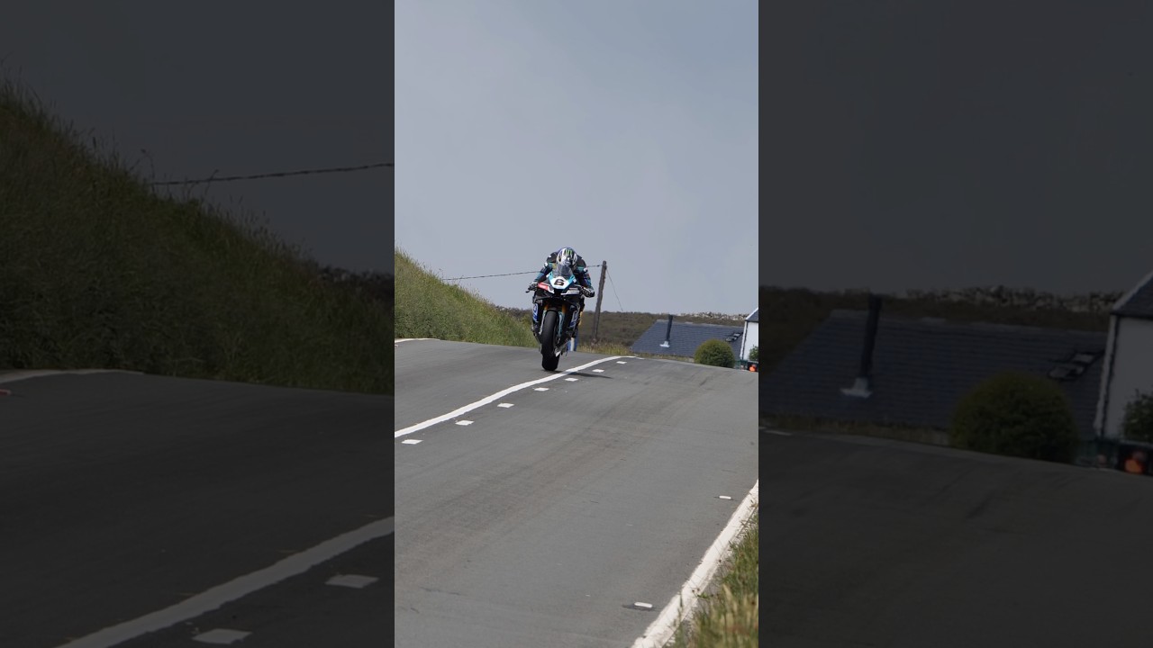 Michael Dunlop charging down the mountain ⛰️