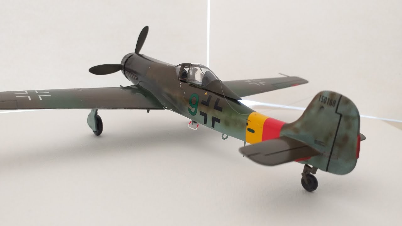 Indispensable! Höhenjäger: the Ta 152 REVELL Ex Frog 1/72