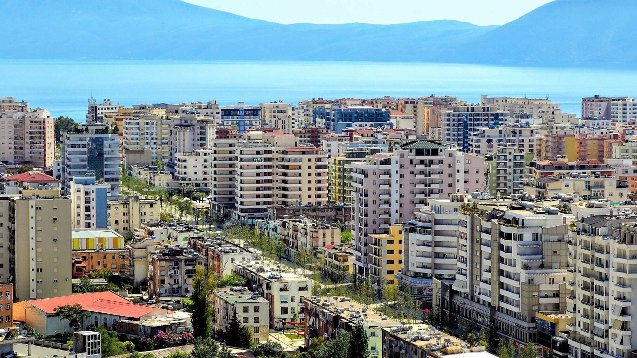 Habit Xhevdet Zekaj 90% e lejeve të ndërtimit në Vlorë i ka marrë PD!