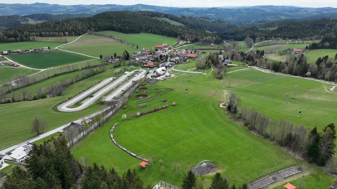 Webcam Wexl Arena in St. Corona am Wechsel #1 Talstation Wexl Base