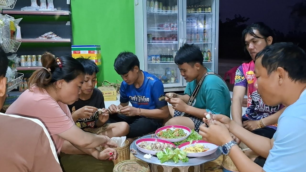 หนึ้งน่องไก่ตำถั่วกินข้าวแลง 9 กุมภาพันธ์ ค.ศ. 2026