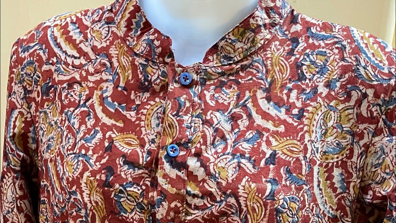 A dress with stand collar 