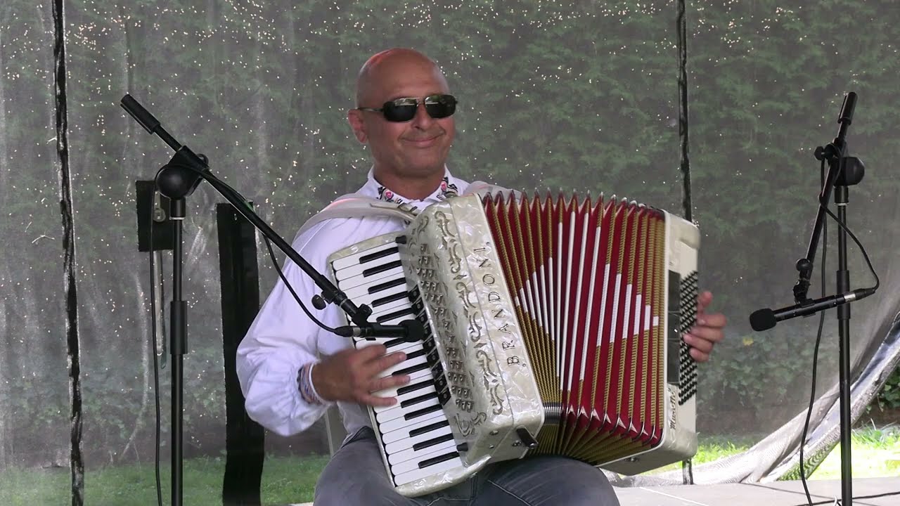 JACEK BURSA Z SYNAMI W ŻELAZOWEJ WOLI.