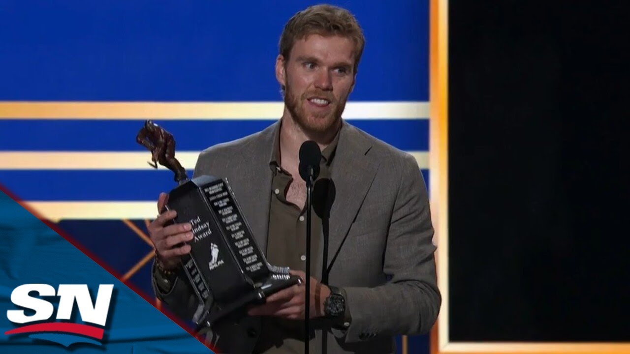 Oilers' Connor McDavid Wins The 2022-23 Ted Lindsay Award