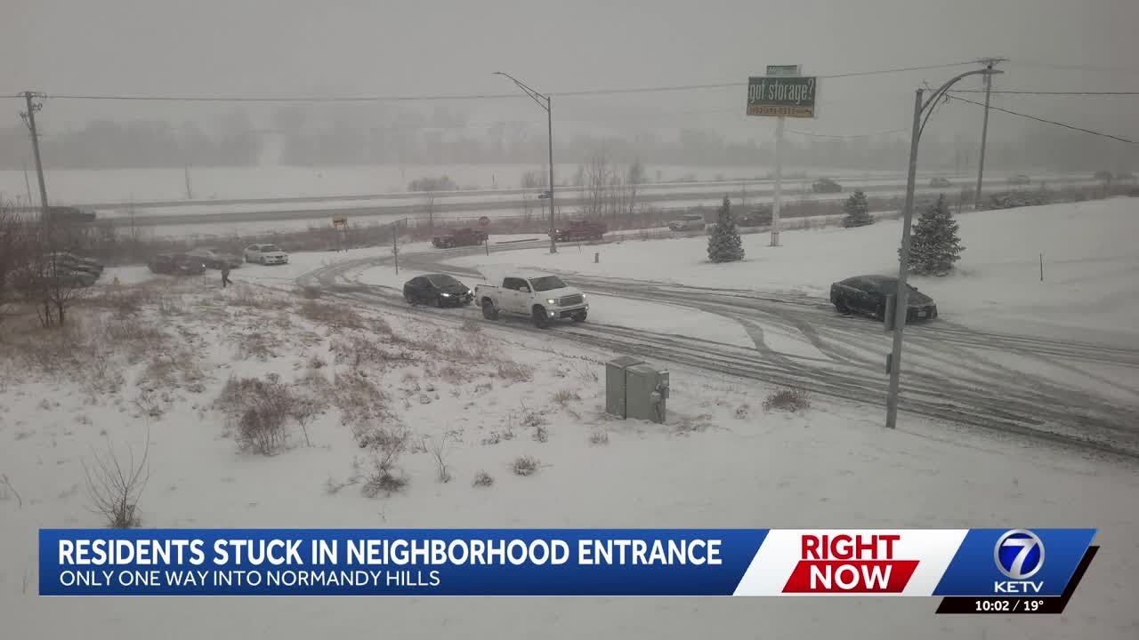 Bellevue neighbors voice complaints about road to get into neighborhood during storm