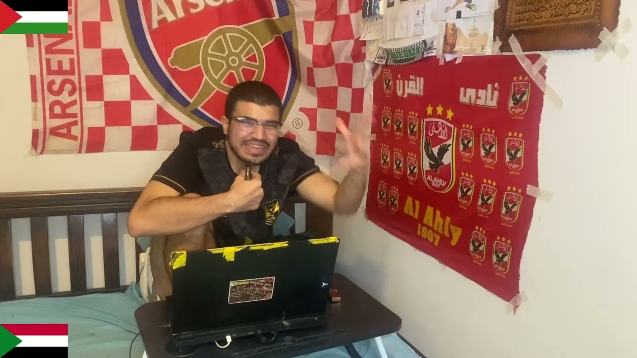 ميسي ولا رونالدو؟ ده كان اخر فيديو صورته في ماليزيا و منزلتوش و جيه قدامي صدفة فقولت انزله(من سنتين)
