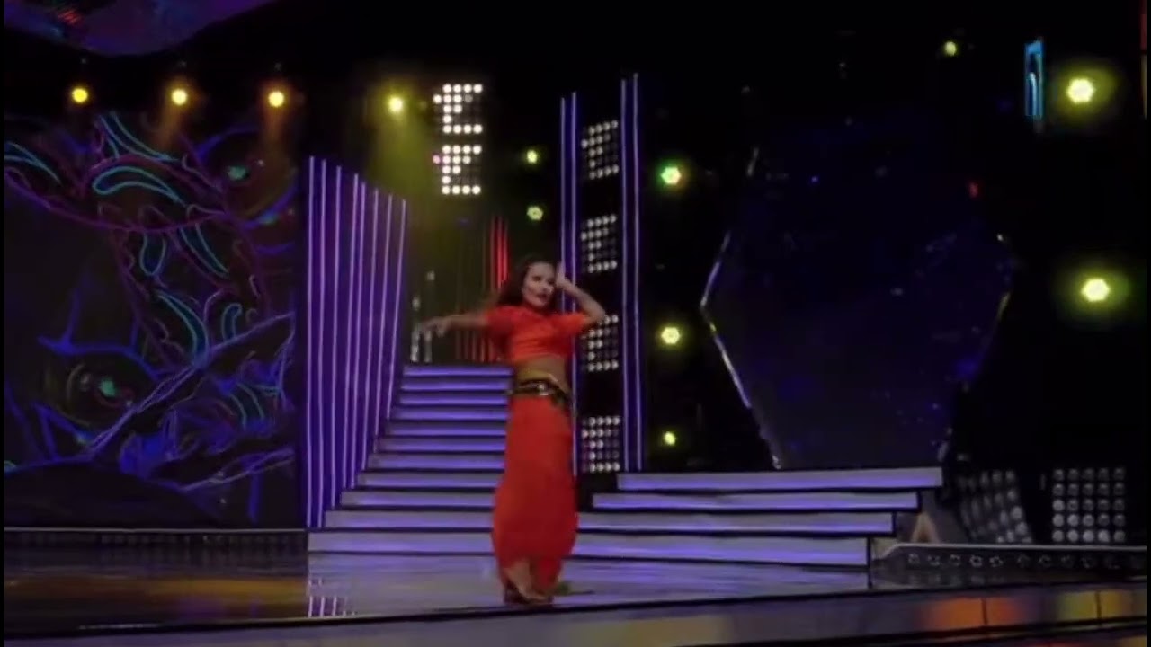 Amazing belly dance on #dancingstarsnepal team Prikhar #shekhar #prettyaley #menzila #himalayatvhd