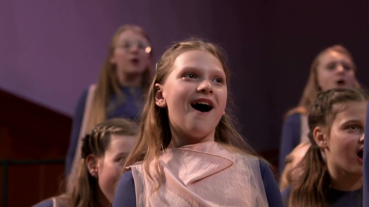 Avrora Children's choir/Две русские народные песни: 