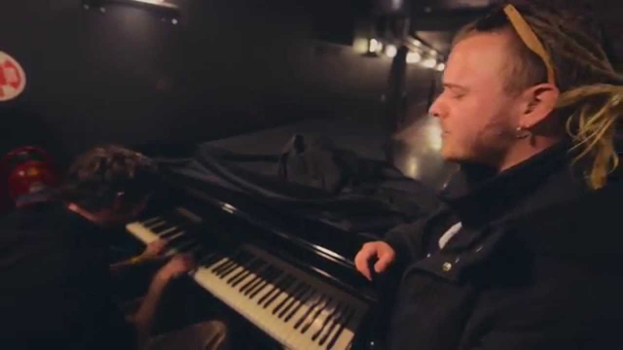VOLODIA - Une Minute de Silence (version acoustique)