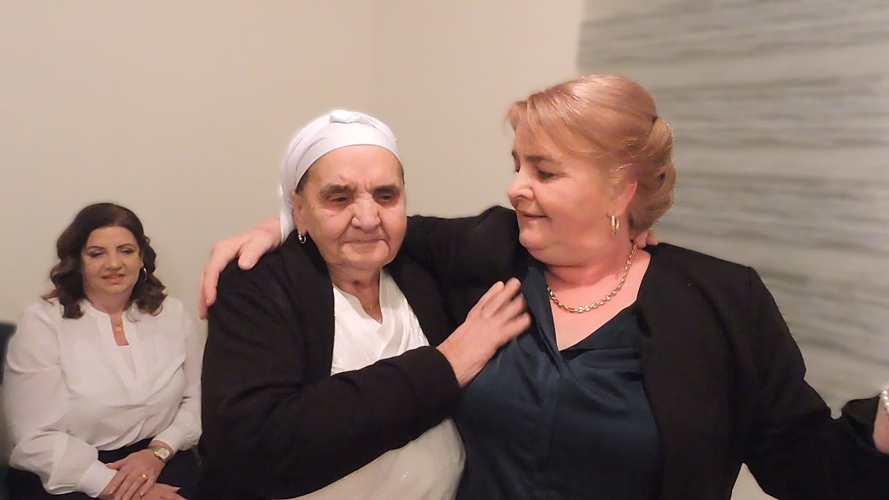 😢🎶 Majka od svekrve se rasplakala uz pjesmu – emocije na veselju ❤️