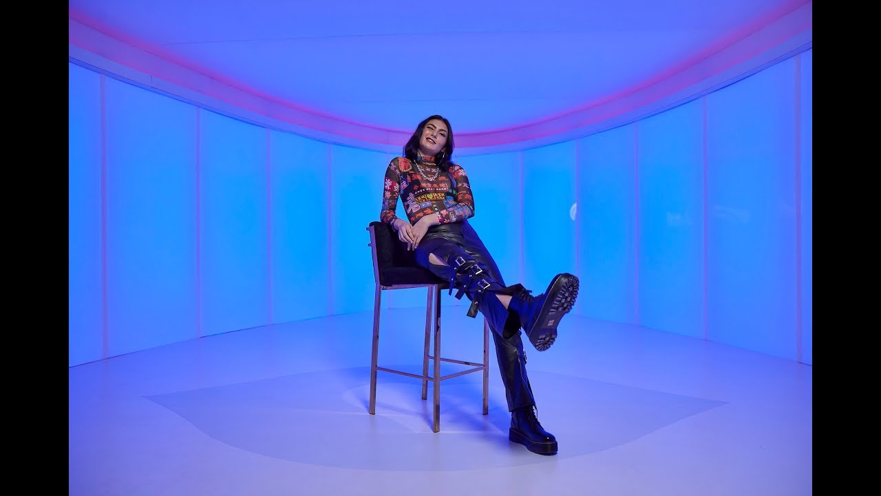 WILLOW KAYNE MUSIC VIDEO | I SAW IT FIRST LOOK