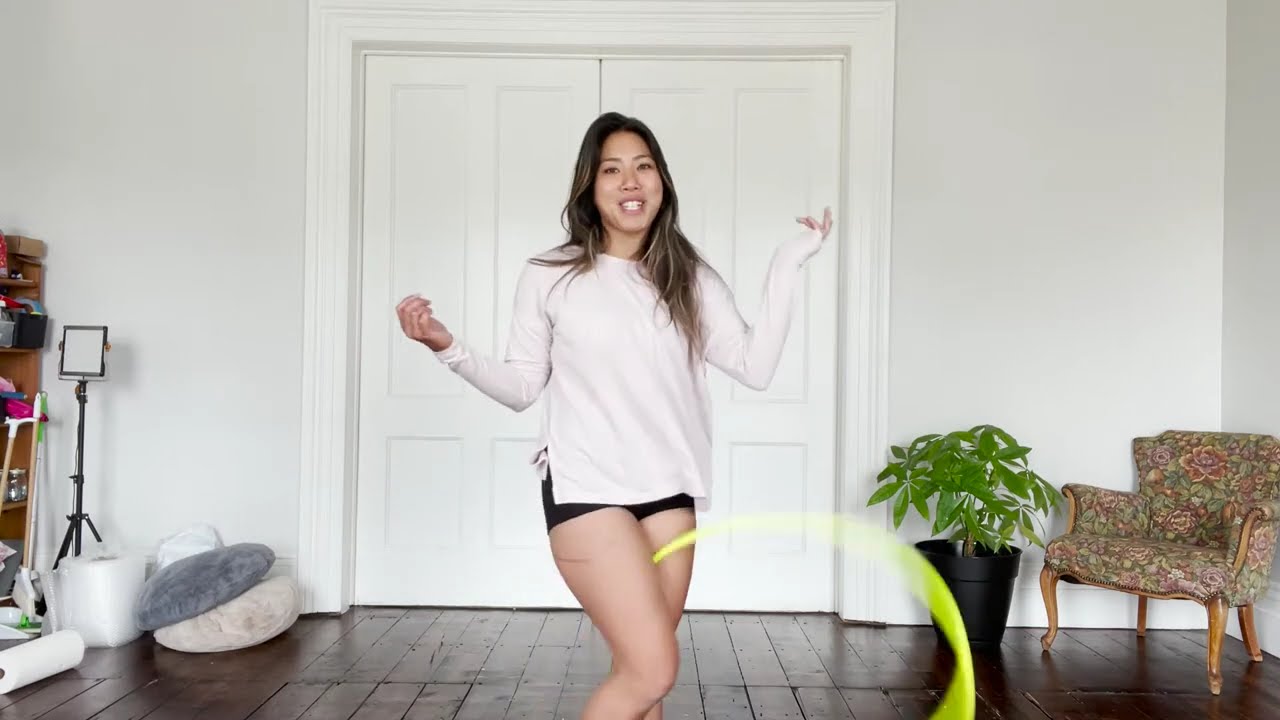 INTERMEDIATE HULA HOOP TUTORIAL | Escalator Break to Wedgie