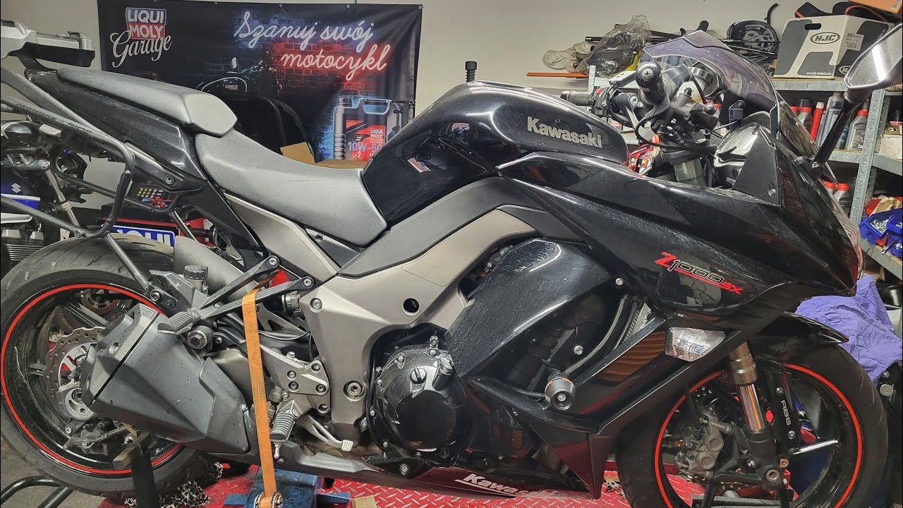 Kawasaki Z1000SX przegląd oraz wymiany eksploatacyjne.