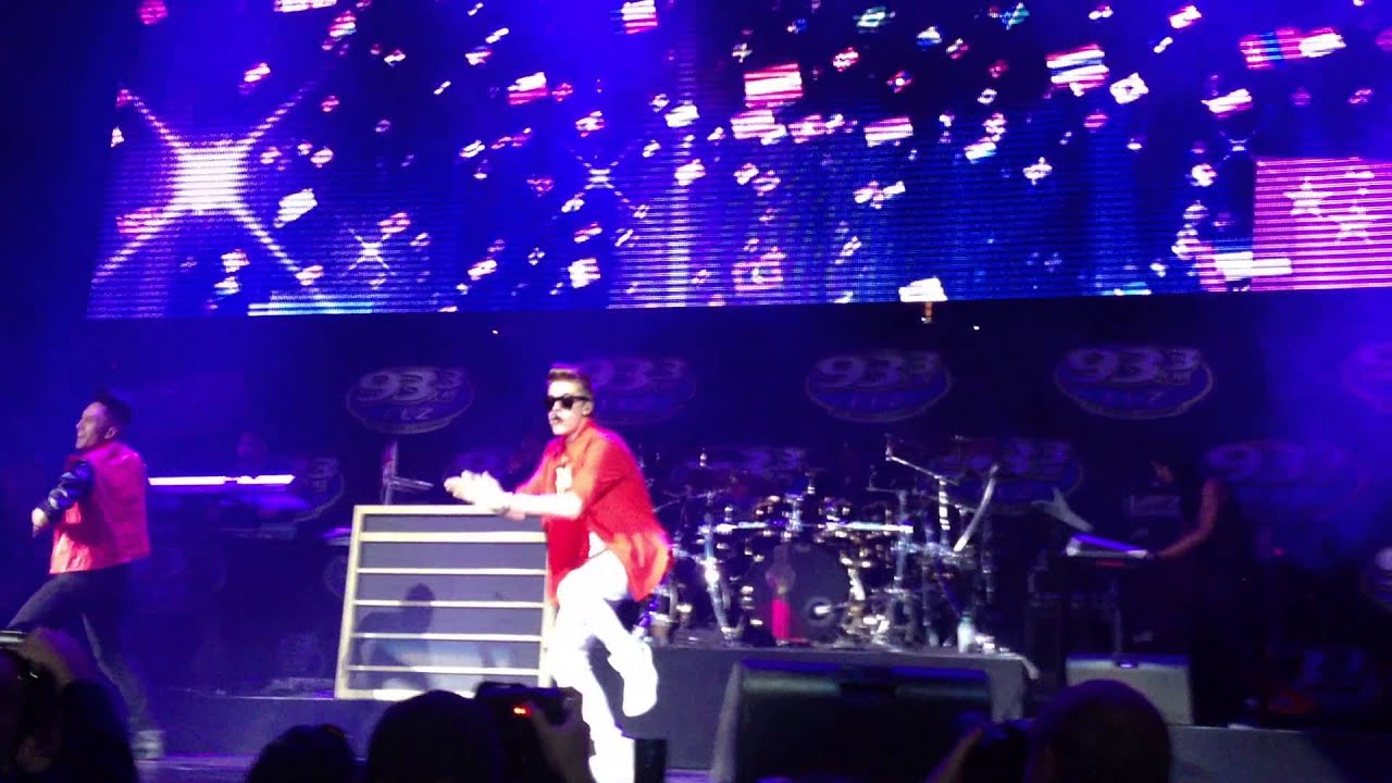 All Around The World - Justin Bieber Live at Jingle Ball 2012