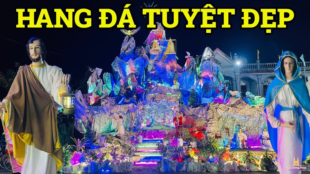 Hang Đ&aacute; Gi&aacute;ng Sinh Đẹp Đến Kỳ Lạ