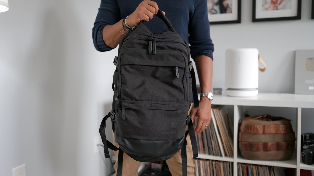 Traveling Photographer? This is how you pack your gear.