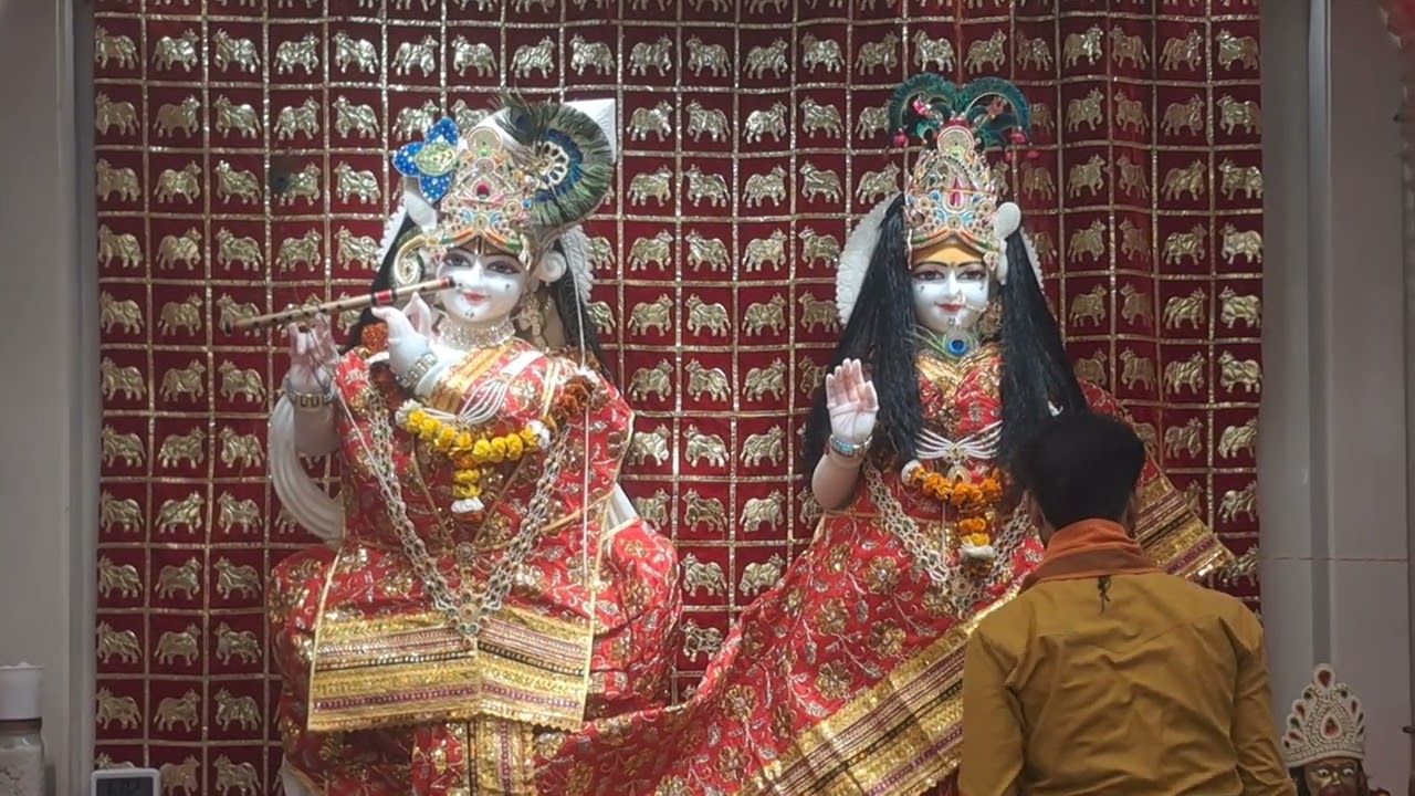 दिनांक 07/03/2026 के श्री राधाकृष्ण कृपा धाम के संध्या कालीन आरती के दर्शन 