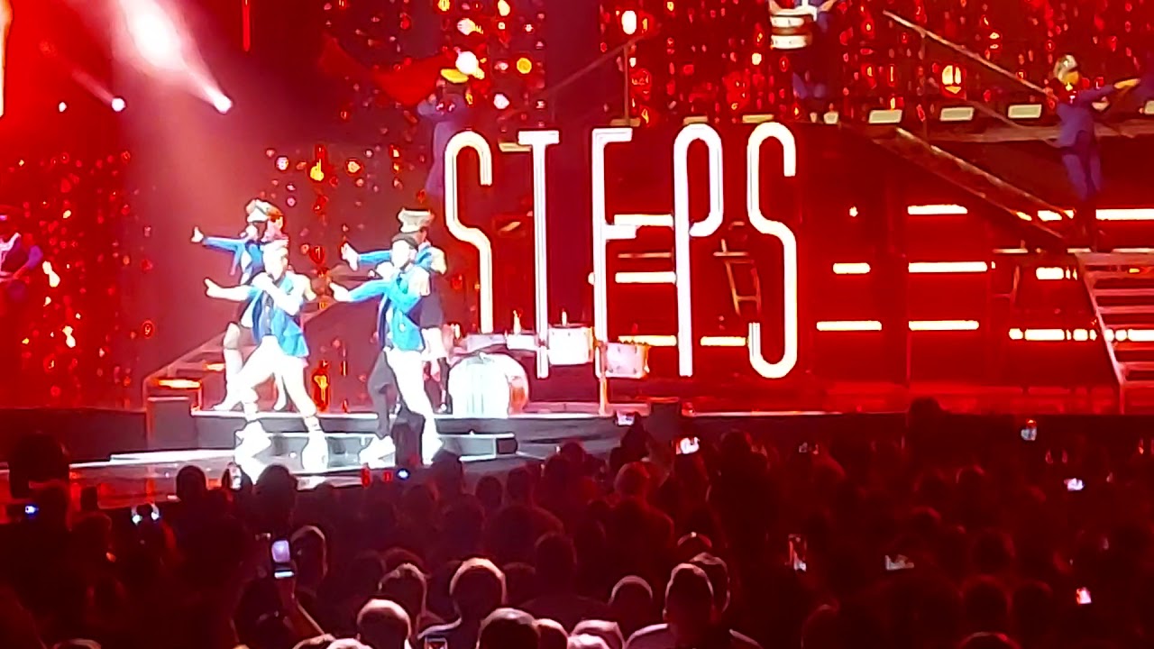 Steps. Chain Reaction. Live at The O2 London