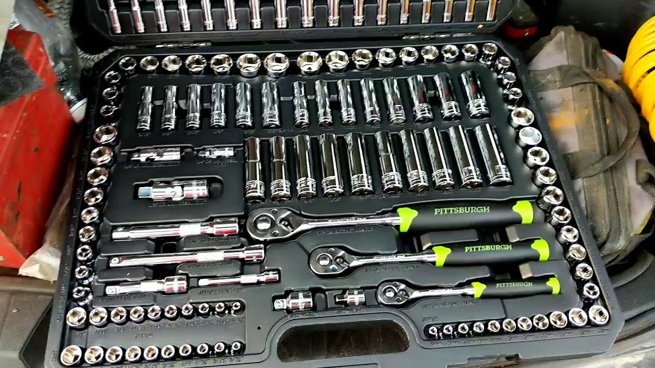 225 pc Pittsburgh mechanics tool kit review