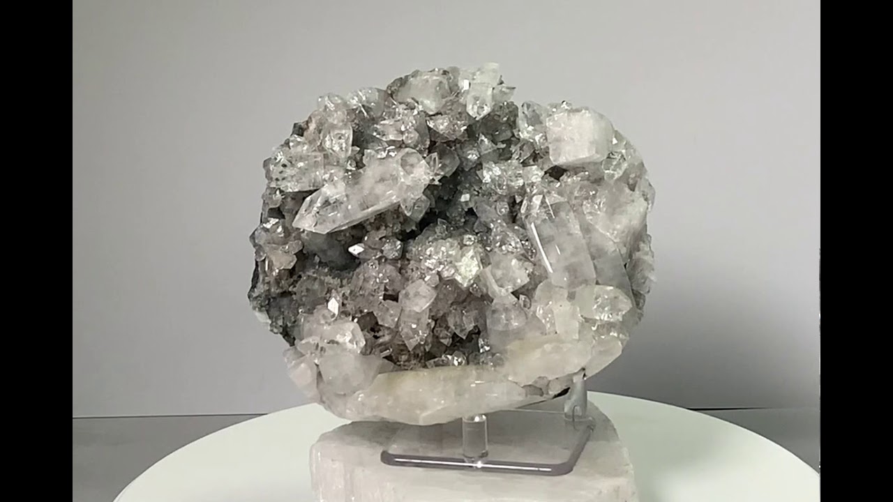 Clear Apophyllite