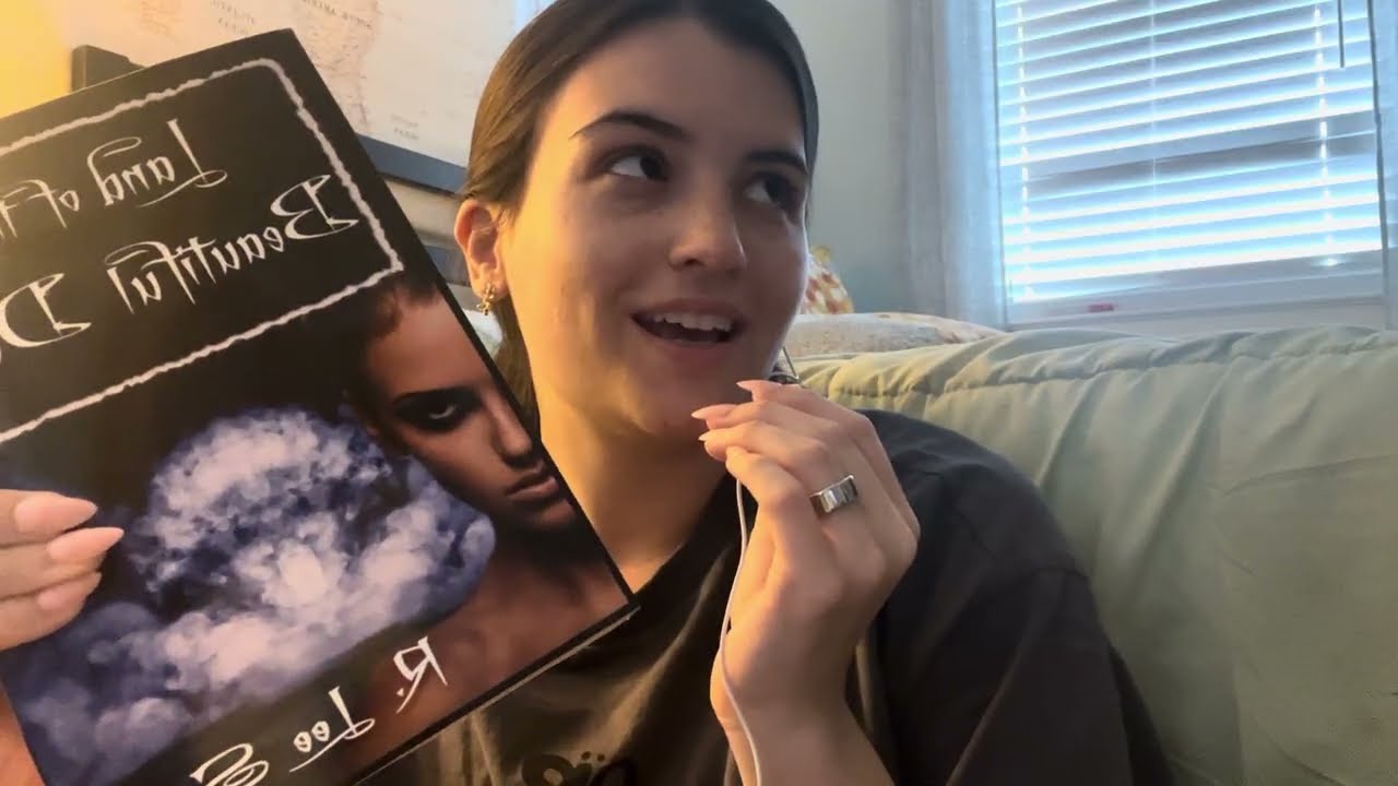 HUGE Book Haul ASMR📚🙇🏻‍♀️