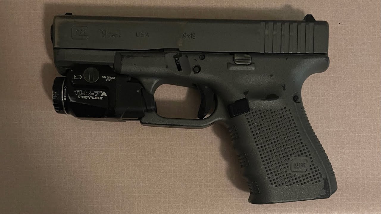 Why the Glock 19 is my favorite handgun 
