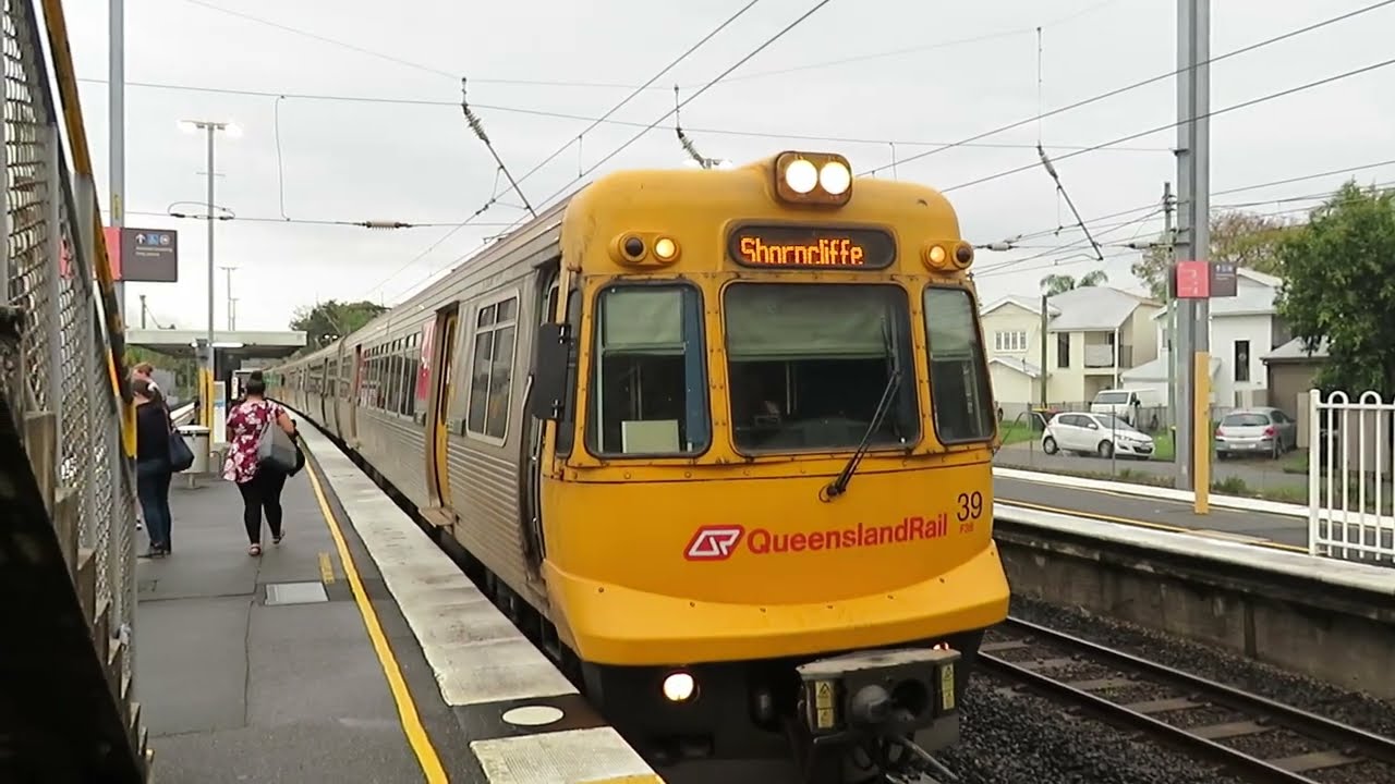 How to Travel from the Brisbane CBD to the Airport for $1.98!  John Coyle video.