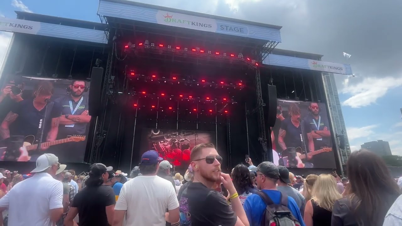 Keith Urban - “Kiss a Girl” live @ NASCAR Chicago Street race 7/7/24