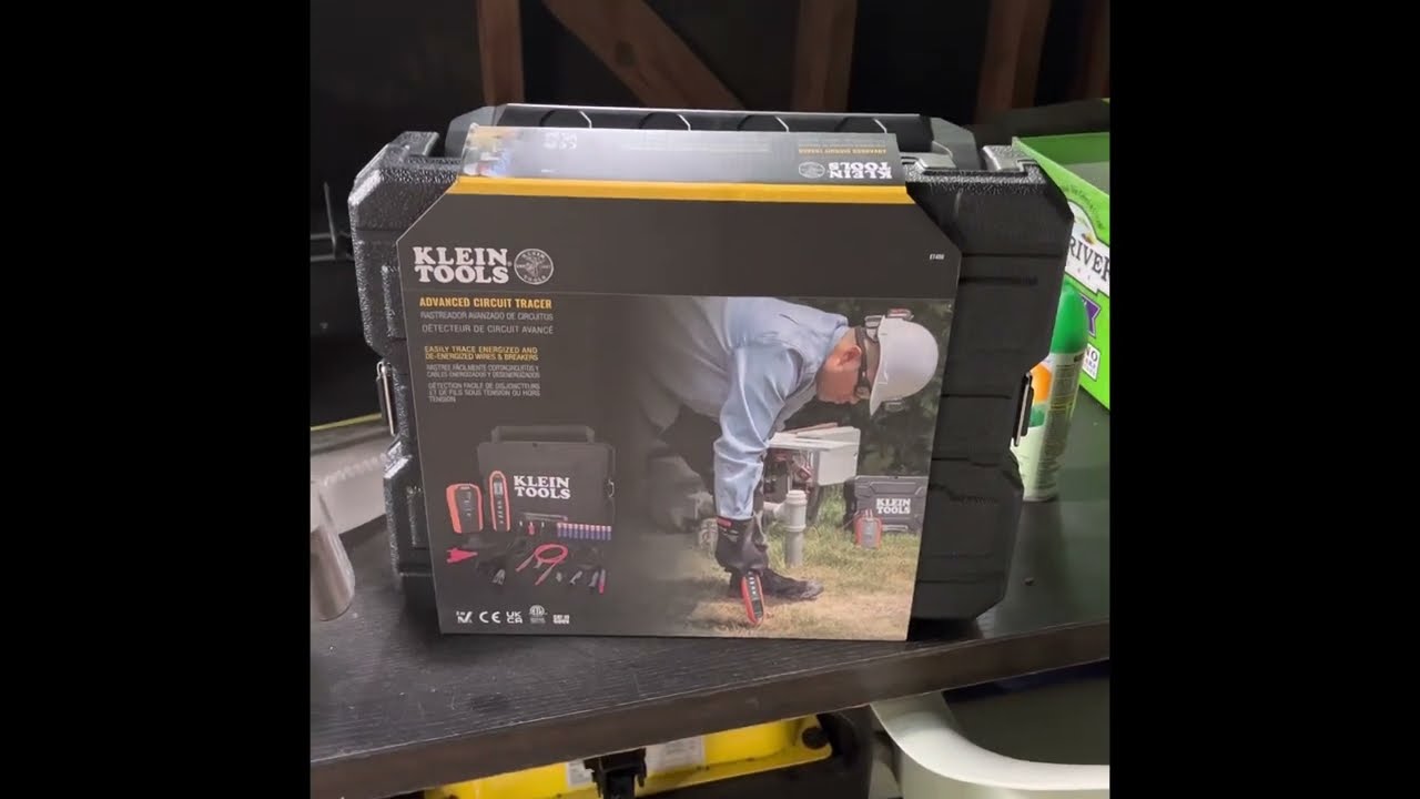 Locating a buried electrical line with a Klein ET450