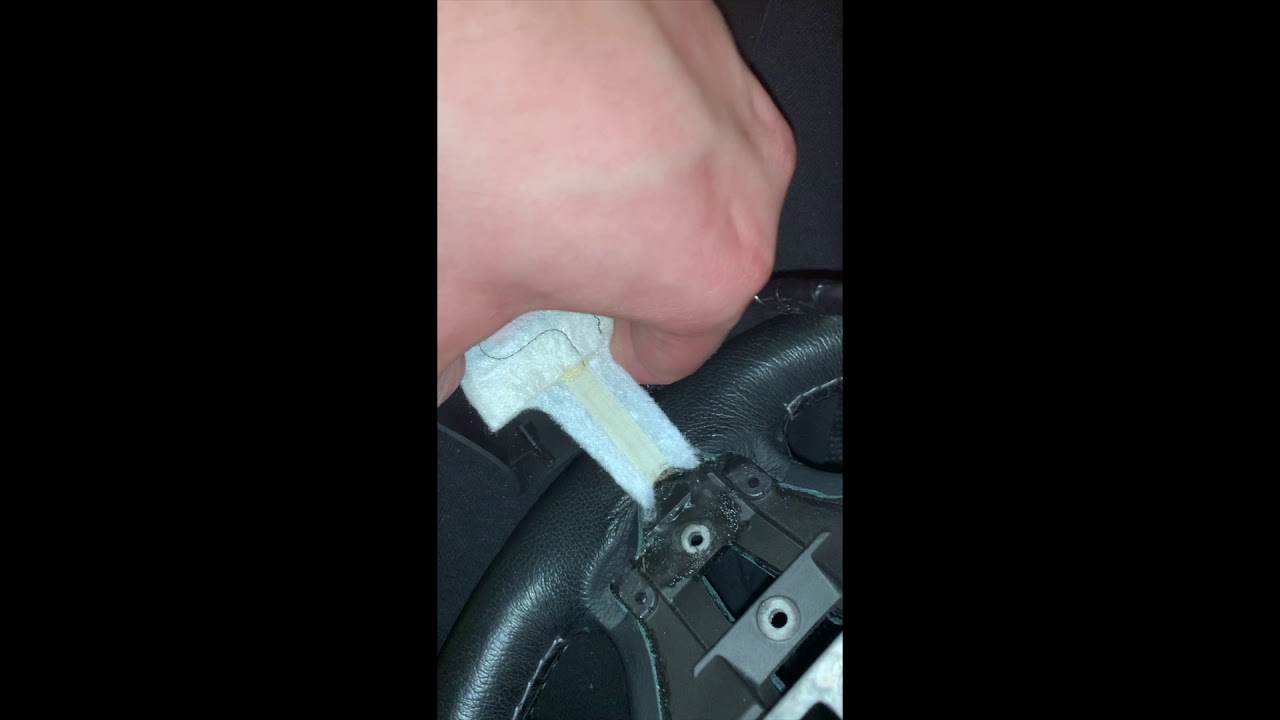 q50 carbon fiber steering wheel install.
