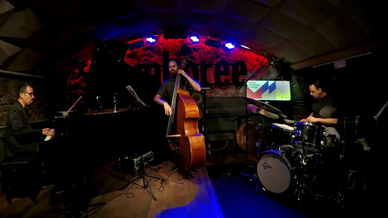 Sergi Sirvent Smooth Trio/ Live at Jamboree 2nd set