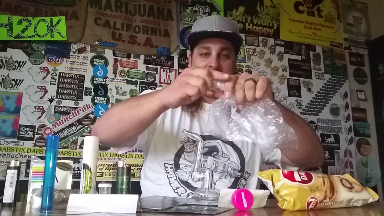 HEMPER BOX!!!!!!!!!! UNBOXING!!!!!!!!!!!!!