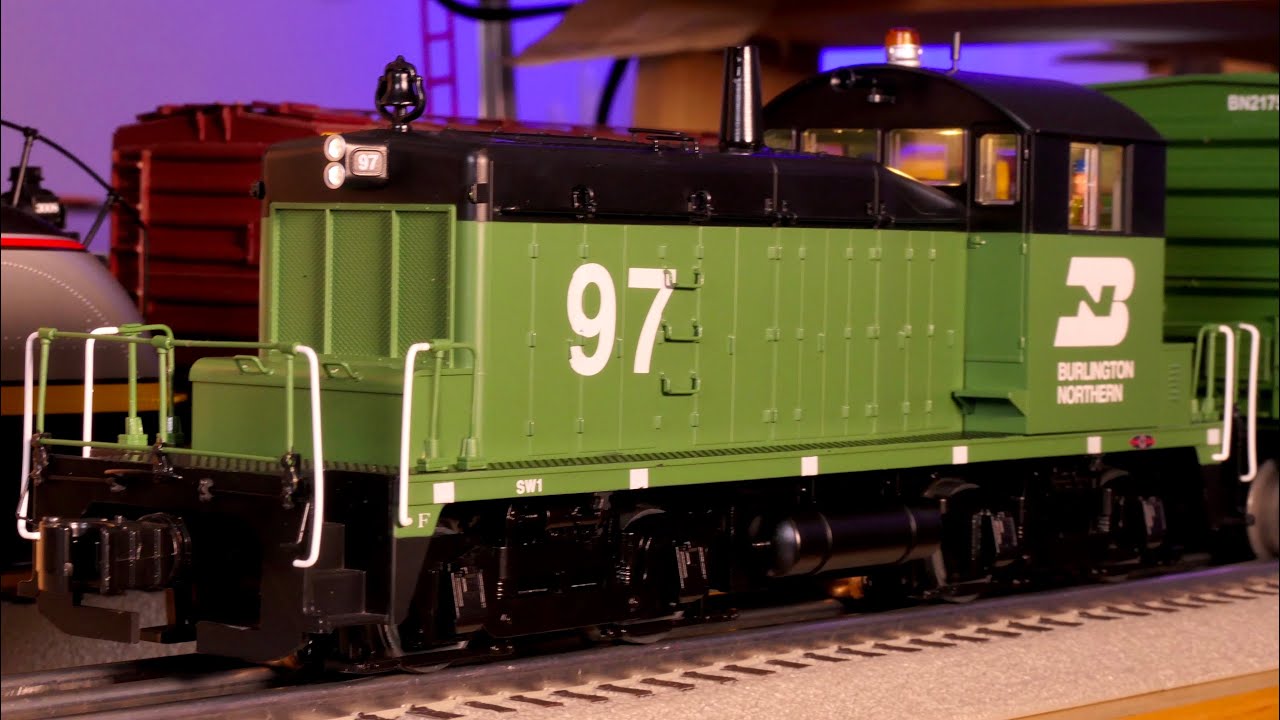 NEW Lionel Legacy SW1 Switcher - The Best Compact Diesel?