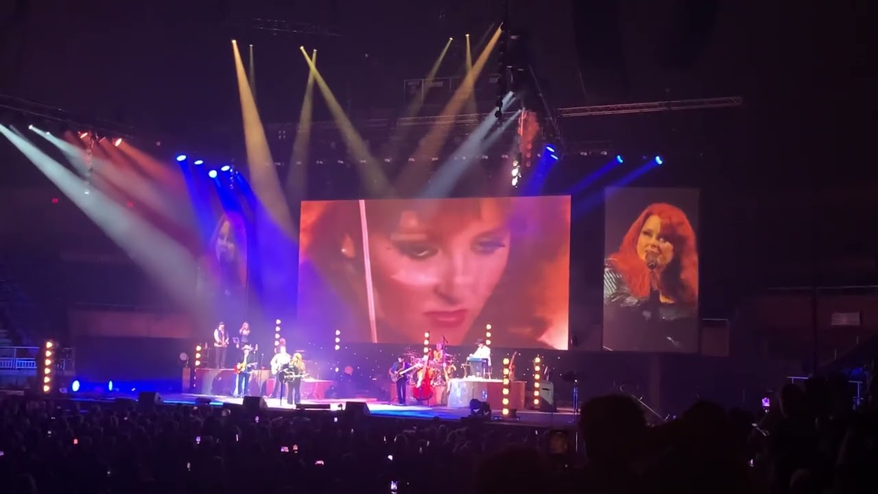 Mama He’s Crazy // Grandpa The Judds Wynonna Biloxi