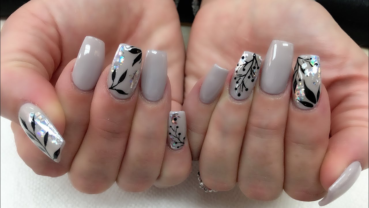Pretty summer nail art designs for 2021